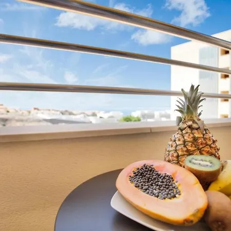 Captivating 1-bed In Adeje Appartement